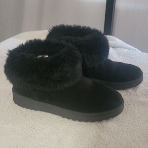 Size 3 Big Kid Girls Fuzzy Booties